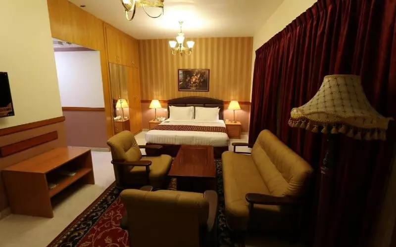 New California Hotel